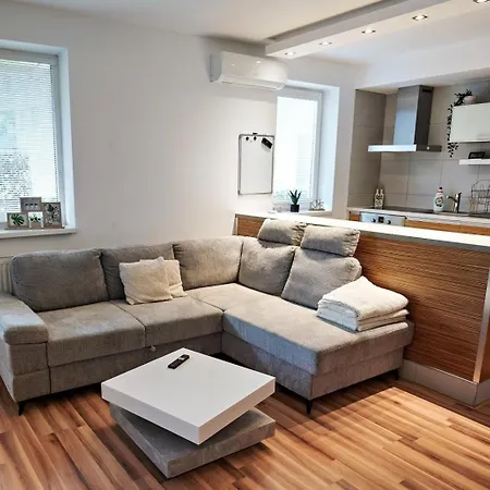 Large Terrace Appartement *