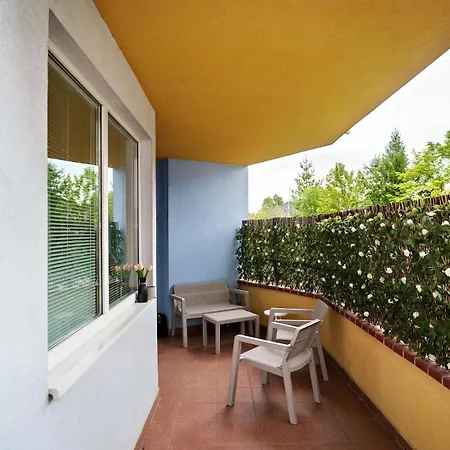 Appartement Large Terrace